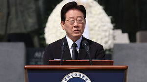 이 대통령 "4&middot;19 정신 있었기에 '내란의 밤' 물리칠 수 있었다"