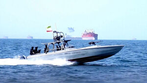 이란 군, 정부 말 뒤집었다&hellip;선박 공격 나서자 미국 결국