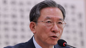 정성호 "국민들, 반성없는 검찰 호소 믿지 않아&hellip;성찰이 먼저"