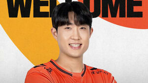 OK저축은행, FA 리베로 김도훈&middot;미들블로커 박창성과 계약