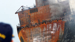 휴전 모레 끝나는데&hellip;호르무즈 코앞서 "언제 나가나"