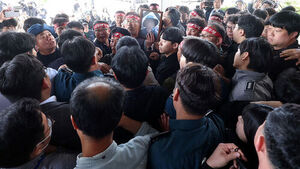 '조합원 사상' 화물연대 "BGF&middot;경찰 규탄"&hellip;경남경찰청 진입 시도