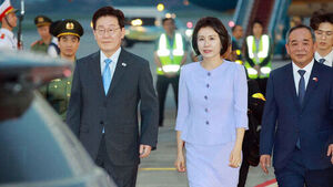 이 대통령, 하노이 도착&hellip;내일 한-베트남 정상회담 예정