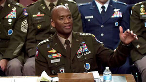 주한미군사령관 "'사드' 안 옮겼다&hellip;'탄약' 이동 대기 중"