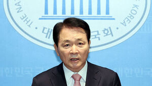 성일종 "정동영 경질해야&hellip;주한미군 사령관이 국방부 왜 찾아갔는지 밝혀야 할 것"