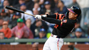 이정후, LA 다저스전 '멀티 히트'&hellip;김혜성과 시즌 첫 대결 승리