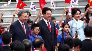 "양국 교역 1,500억 달러 규모로&hellip;원전 등도 협력"