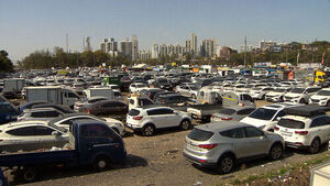두 달째 꽉 막힌 '중고차' 수출&hellip;"부품 떼어서라도"