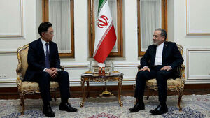 정병하 특사, 이란 외교장관 면담&hellip;호르무즈 안전 항행 요청