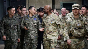 "전작권 전환 조건, 29년 3월까지"&hellip;현 정부 내 전환?