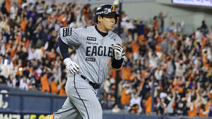 '9회 7득점' SSG, 삼성에 역전승&hellip;3위 도약