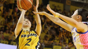 KB, 삼성생명 잡고 챔프전 2연승&hellip;3번째 통합우승까지 '1승'