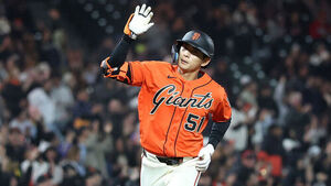 이정후 시즌 2호 홈런 쾅&hellip;올해 3번째 한 경기 3안타