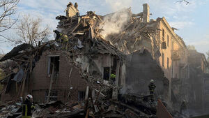 드론&middot;미사일 650여 발 쏟아부었다&hellip;우크라 사상자 속출