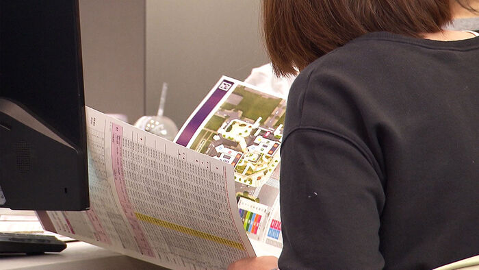 '로또'였는데 "당첨돼도 문제"&hellip;"이게 맞나" 줄줄이 손절