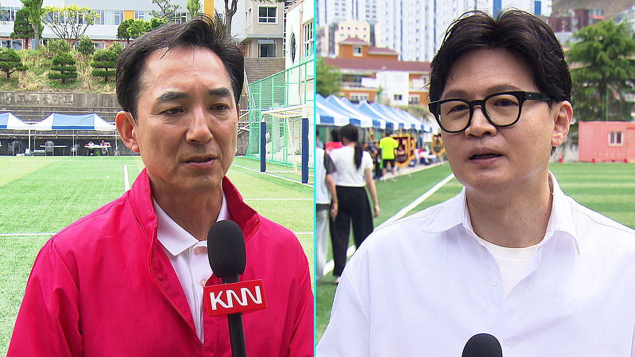 부산 북갑서 마주친 한동훈·박민식…어색한 악수만