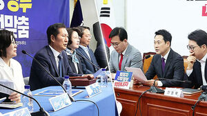 "추미애가 승리 선봉장"&hellip;"김용, 침묵 대가로 공천 겁박"