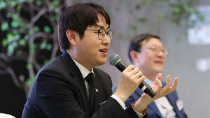 정청래, 어제 하정우 만나&hellip;하정우, 부산 북갑 보선 출마 결심 굳힌 듯