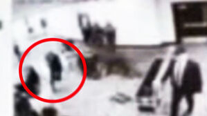 "기관총 가져와도 몰랐을 것"&hellip;총격범도 비웃은 보안