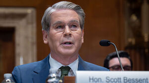 미 "이란 항공사와 거래하는 타국 제재&hellip;항공유 주유도 안 돼"