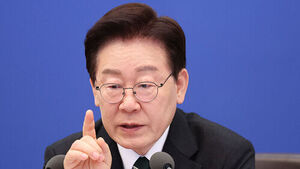 이 대통령 검찰에 성과 홍보 주문&hellip;"원죄&middot;업보 있지만 풀어야"