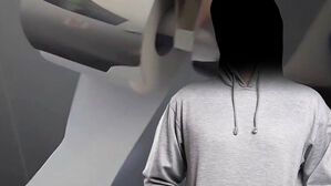 상가 화장실 휴지 썼다 "극심한 고통"&hellip;접착제가 왜