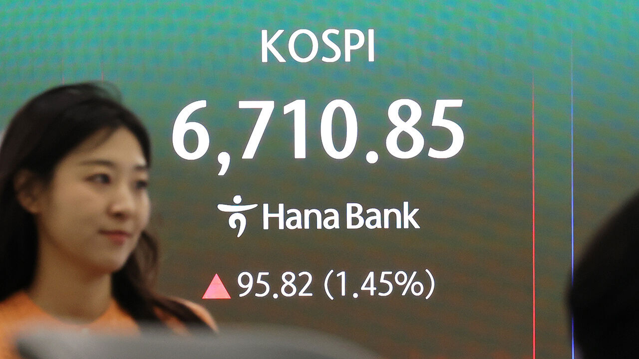 4월29일 박진호 논설위원 이브닝브리핑용