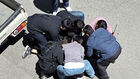 "어차피 죽을 거" 몸에 흉기 2개&hellip;이틀 전부터 배회