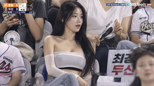 "진짜야 뭐야" 논란&hellip;사흘 만에 조회수 '800만' 