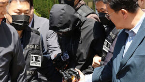 영장실질심사 마친 '여고생 살해' 피의자