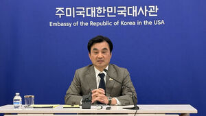 안규백 "호르무즈 단계적 기여 방안 검토&hellip;미국에 전달"