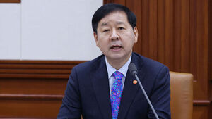 태릉 주택 착공 1년 당기고 오피스텔 공급 검토&middot;주담대 규제 강화