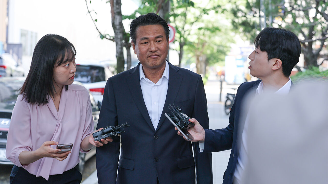 김태효 전 국가안보실 1차장이 15일 경기도 과천에 마련된 권창영 2차 종합특별검사팀 사무실에 출석하고 있다.