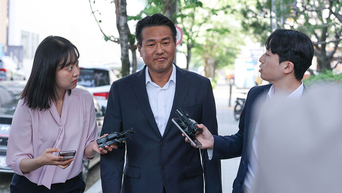 김태효 전 국가안보실 1차장이 15일 경기도 과천에 마련된 권창영 2차 종합특별검사팀 사무실에 출석하고 있다.