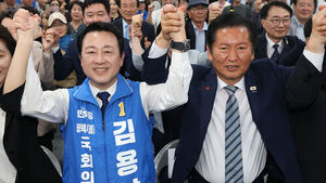 국민의힘 "'비서관 폭행' 김용남 사퇴해야"&hellip;재보선 여당 후보 맹공