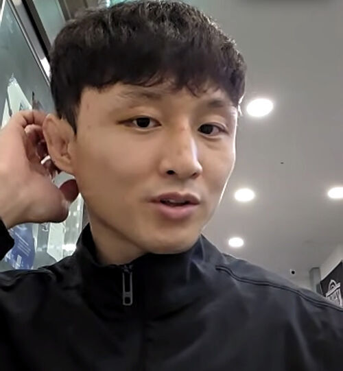 화상 인터뷰하는 UFC 최두호 (사진=연합뉴스)