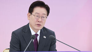 이 대통령, 직속 자문위&middot;위원회 간담회&hellip;"허심탄회하게 의견 달라"