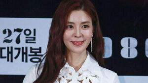 경찰, 배우 김규리 자택 침입한 40대 남성 구속영장 신청