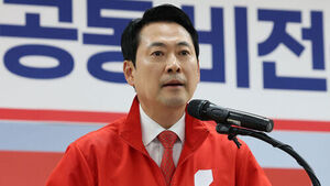 장동혁 "예언 하나 하겠다"&hellip;지선 화두 떠오른 스타벅스
