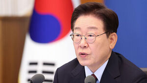 이 대통령 "핵잠 도입 속도내야&hellip;전작권 환수도 신속하게"