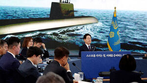 2030년대 중반 첫 핵잠수함 진수한다&hellip;"자주국방 상징"