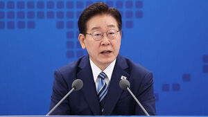 이 대통령 "부산 유네스코 세계유산위 개최 준비, 총력 기울여달라"
