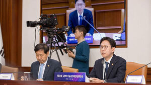 AI 해킹 비상&hellip;정부, 민간 보안 총력 대응