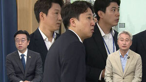 [여담야담] "새치기 안 했어요!" 눈 둥그래진 이준석&hellip;가짜뉴스에 강경 대응