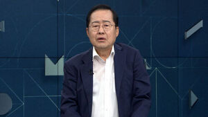 [인터뷰] 홍준표 "박근혜 전국 순회, 지선 후 혼란기에 비대위원장 하려고?"