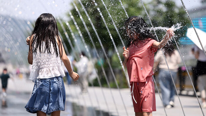 Temperatures to Soar Above 30°C on Local Election Day; Caution Advised for Afternoon Showers and High Ozone Levels