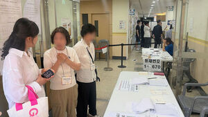 [속보] 송파구서 투표용지 부족 100여 명 대기&hellip;투표 차질 우려
