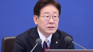 이 대통령, 투표용지 부족 사태에 "매우 큰 유감&hellip;책임 물어야"