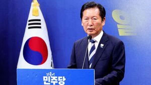 '뼈아픈 승리'에 어수선한 민주&hellip;웃지 못하는 정청래