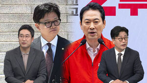 [여담야담] "시민 힘으로" 국회 간 한동훈&hellip;"장동혁과 '외나무 다리'에